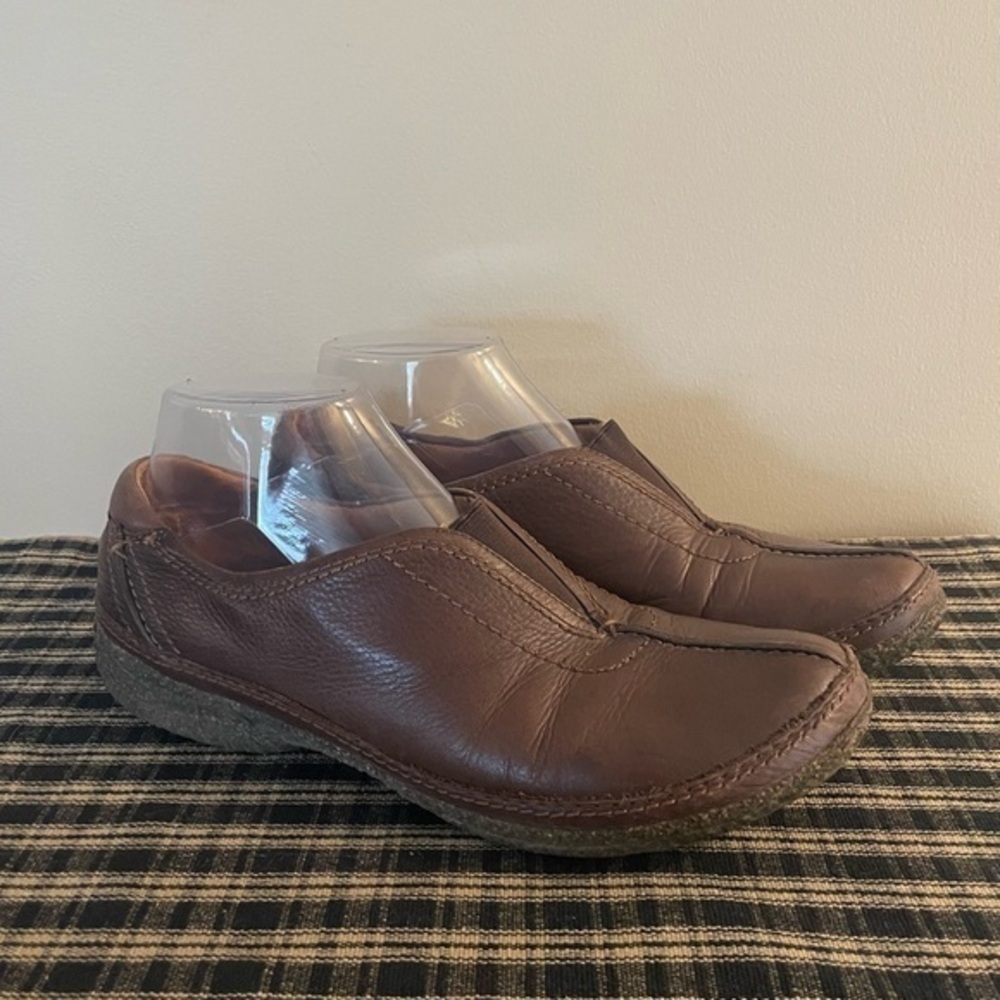 Clarks Artisan Brown Leather Comfort Slip-On Loafers Active Air Women's 8.5 #316